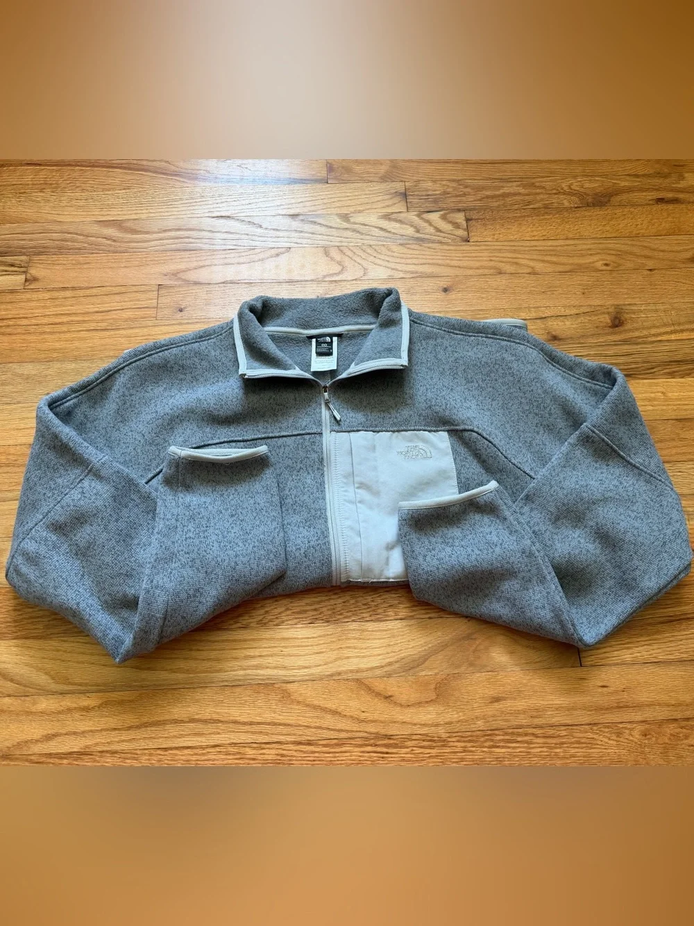 The North Face Men's Light Gray Full-Zip Fleece Jacket